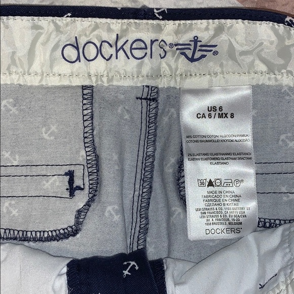 Dockers Shorts - Picture 4 of 6